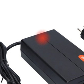 Bafang 450 / 600 / 750 Fietsaccu Lader knippert rood - 135 euro