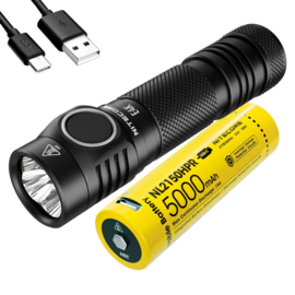 Nitecore E4K zaklamp 4400 lumen 211m met USB-C 8 standen v2