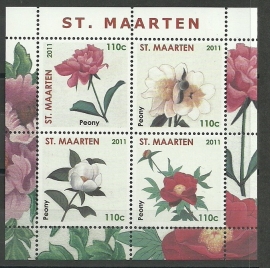 Sint Maarten   9 Blok met Bloemen Postfris