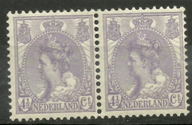 Nvph  59 4½ ct Koningin Wilhelmina Bontkraag in paar Postfris (2)
