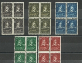 Nvph 397/401 Kinderzegels 1941 in Blokken Postfris