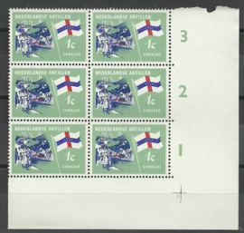 Nederlandse Antillen  358 PM1 in hoekblok Postfris