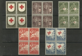 Nvph 607/611 Rode Kruis 1953 in Blokken Postfris