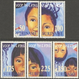 Suriname Republiek  955/959 Kinderzegels 1997 Postfris