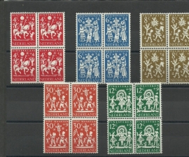 Nvph 759/763 Kinderzegels 1961 in Blokken Postfris
