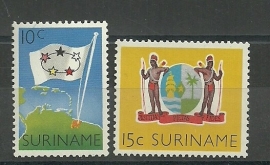 Suriname 347/348 Statuut voor het Koninkrijk Postfris