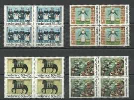 Nvph. 1079/1082 Kinderzegels 1975 in Blokken Postfris