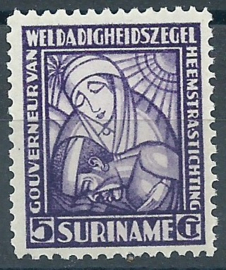 Suriname 139 5 ct Van Heemstra stichting Postfris (1)