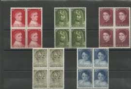 Nvph 702/706 Kinderzegels 1957 in Blokken Postfris