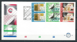 Variant FDC E186 Onbeschreven met open klep (zegels in paren)