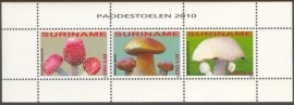 Suriname Republiek 1695/1697 Paddestoelen 2010 Postfris