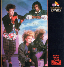 THOMPSON TWINS - DON'T MESS WITH DOCTOR DREAM