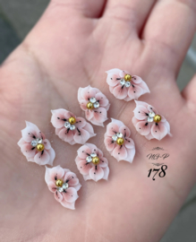 3D nailart bloem acryl 178
