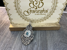 Ganesha - Sleutelhanger Luipaard met turquoise steen