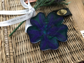 Handgemaakte display bloem Purple/green