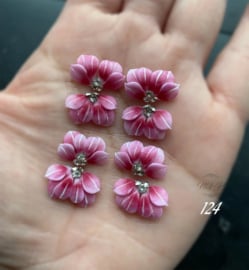 3D nailart bloem acryl 124