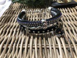 Handgemaakt armbandje Zwart/jeans blauw M