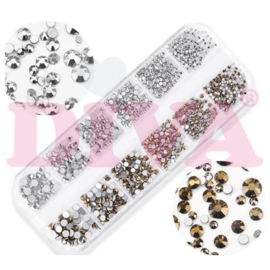 Metoe Nails Doosje met strass steentjes 03