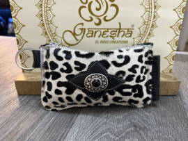Ganesha - Rio cheetah koeienhuid portemonneetje met turquoise steen