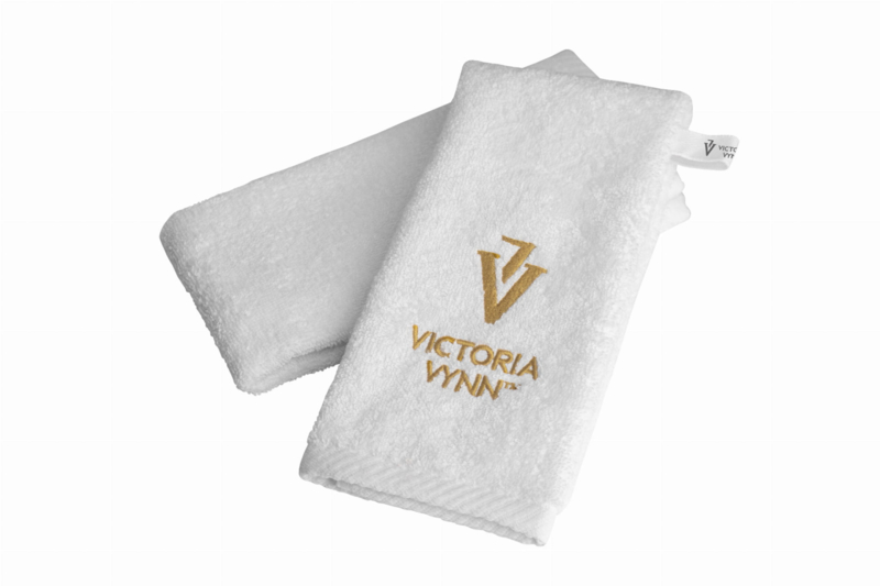Victoria Vynn handdoek goud logo