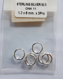 Kleine oorringetjes 8 x 1,2 mm zilver