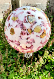 Mondgeblazen heksenbol roze/ wit/ goudkleur 20 cm