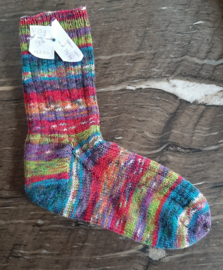 Handgebreide sokken mt 38/39 in vele vrolijke kleuren