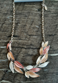 mode ketting roze/zalm/beige/zilverkleur