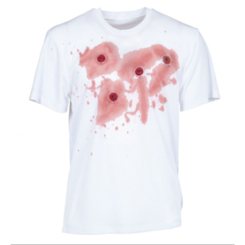 Blutiges Hemd mit Einschusslöchern