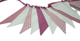 Oud rose met witte vlaggetjes 23 stuks
