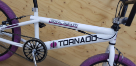 BMX Freestyle / Crossfiets BUGATTI TORNADO glans wit / paarse banden