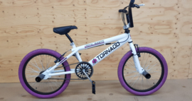 BMX Freestyle / Crossfiets BUGATTI TORNADO glans wit / paarse banden