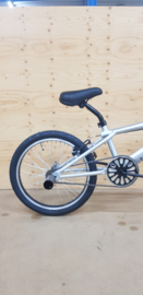 NIEUWE FREESTYLER!!! BMX Freestyle / Crossfiets BUGATTI TORNADO geborsteld aluminium / zwarte details