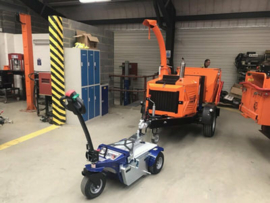 1101210043 | ZALLYS M6.5 elektrotrekker, trekvermogen 6000 kg, spoorbreedte 744 mm, motor 1000W, 2x 12V  105/130A AGM tractiebatterijen, batterijlader, max. snelheid 4,5 km/u, draaicirkel 2500 mm, elektromechanische rem, gew. 144 kg excl. batterijen