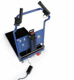 1001100E | ERGOTRUCK EPW elektrische platformwagen v.v. 24V dc motorwielaandrijving, snel verwisselbare lithium-ion accu 10.4 Ah, laadvlak afm. 1000x600 mm (lxb), 4 zwenkwielen incl. centrale vastzetrem, laadvermogen 500 kg, gewicht 91 kg