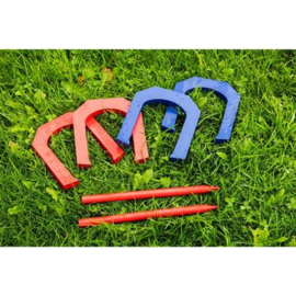 horse shoe toss outdoor play
