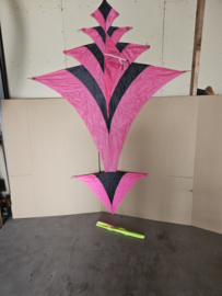 zwart roze ruit vlieger