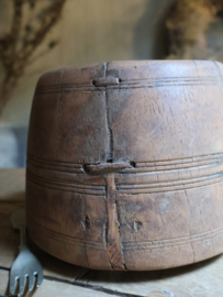 Oud houten pot 17cm  nr 355