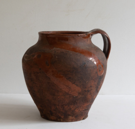 Oude terracotta geglazuurde Pot