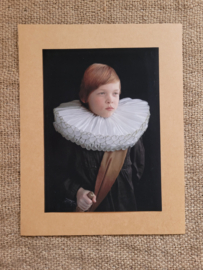 Jongen met kraag