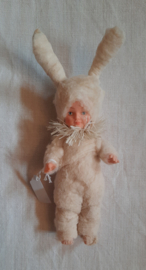 Spun cotten rabbitgirl