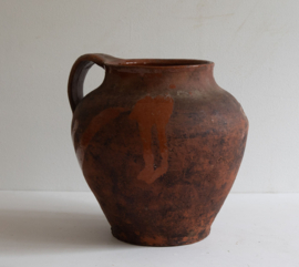 Oude terracotta geglazuurde Pot