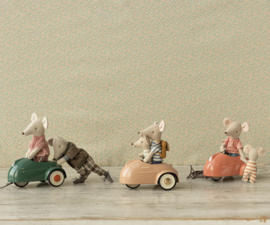 Maileg Mouse Car, Coral 11-4103-00 