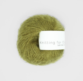 Knitting fot Olive "Soft Silk" - Green Woodpecker