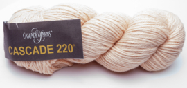 Cascade 220 / Beige no. 8021 / 100 Gramm Wollstrang