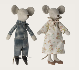 Maileg Grandma and Grandpa mice in cigarbox 17-3303-00 