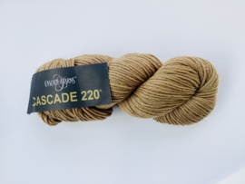 Cascade 220 / Camel nr. 8622 / 100 gram streng
