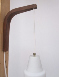 Wandlamp hout en glas smal