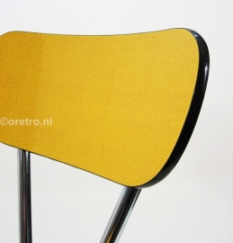 Stoel formica geel