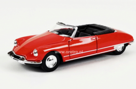 Modelauto Citroën DS 19 cabriolet rood 1:34